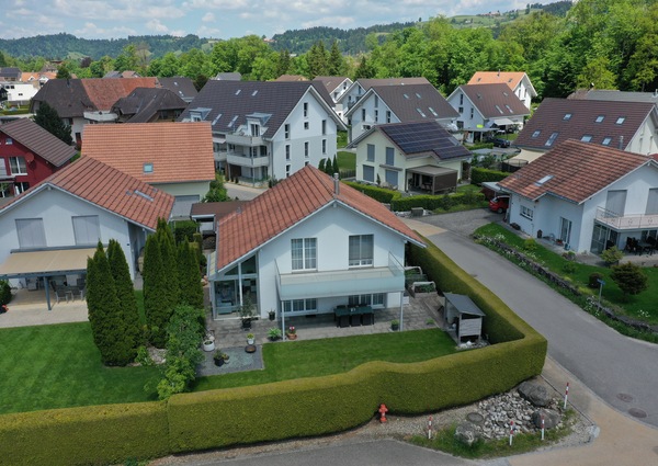 Verkauf 5.5 Zimmer - Einfamilienhaus in Zollbrück ... > VERKAUFT