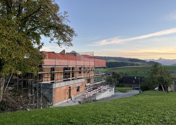 Neubau Mehrfamilienhaus, Zäziwil